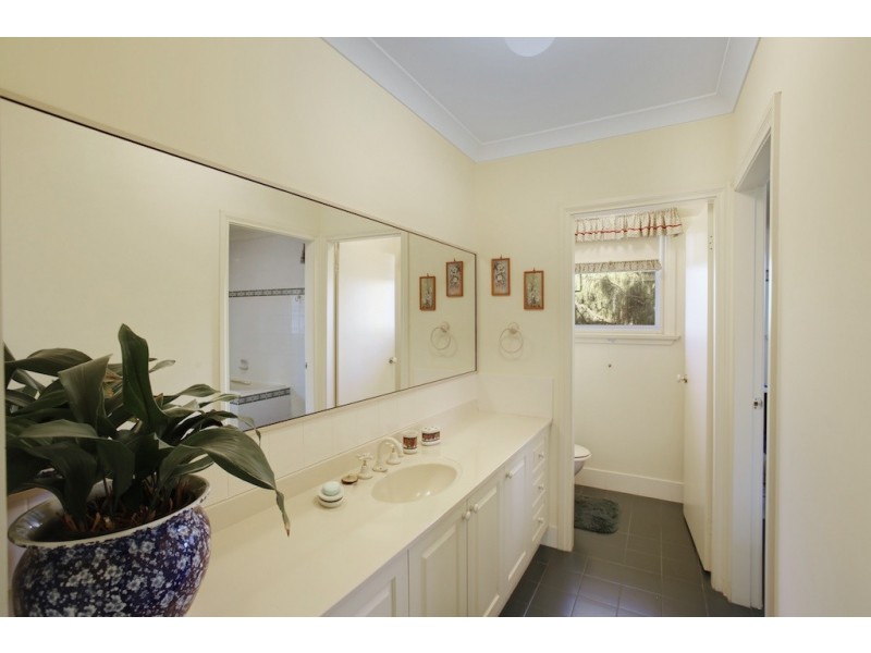 380 Oaks Road, Thirlmere NSW 2572