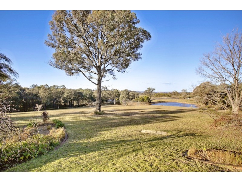 380 Oaks Road, Thirlmere NSW 2572