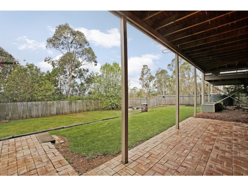 10 Krista Place, Tahmoor NSW 2573