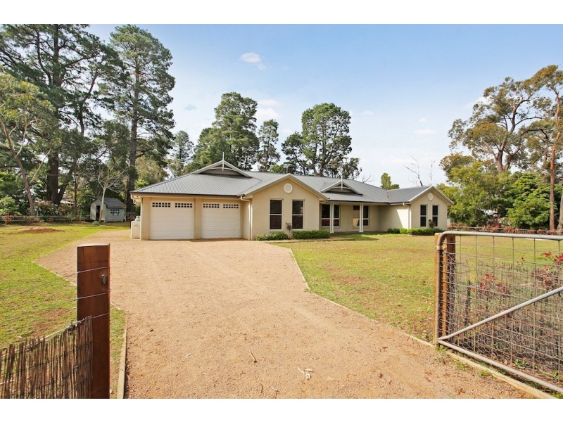 14 Kiandra Cres, Yerrinbool NSW 2575