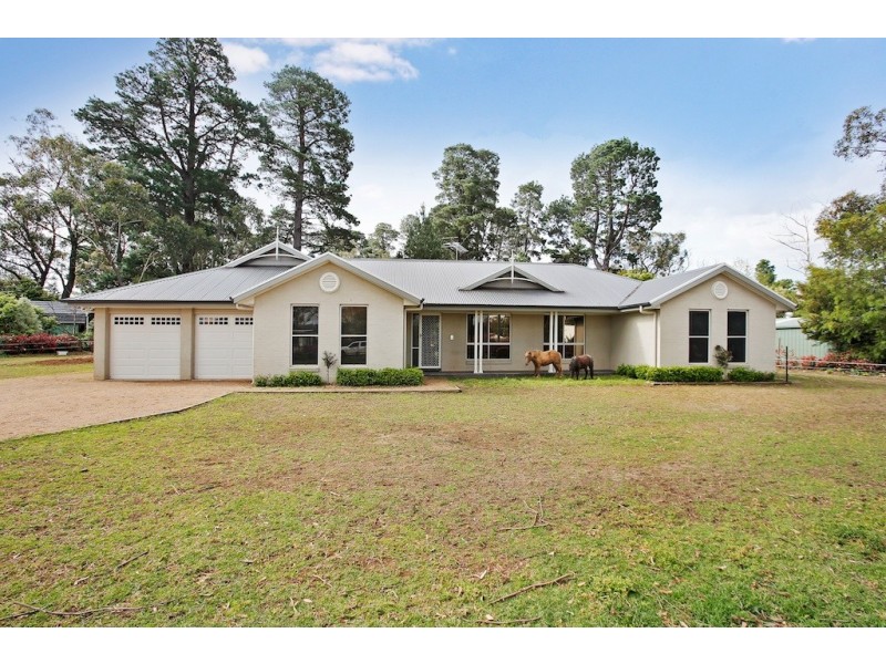 14 Kiandra Cres, Yerrinbool NSW 2575