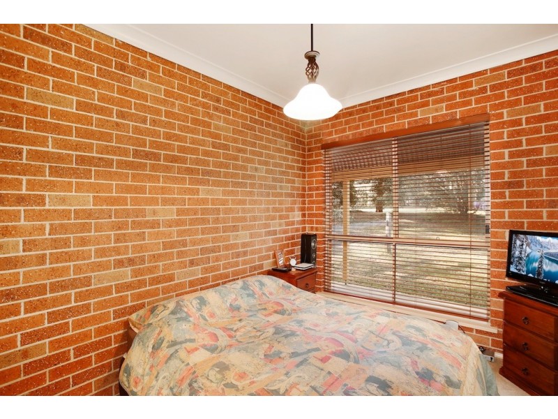 5 Lakesland Road, Thirlmere NSW 2572