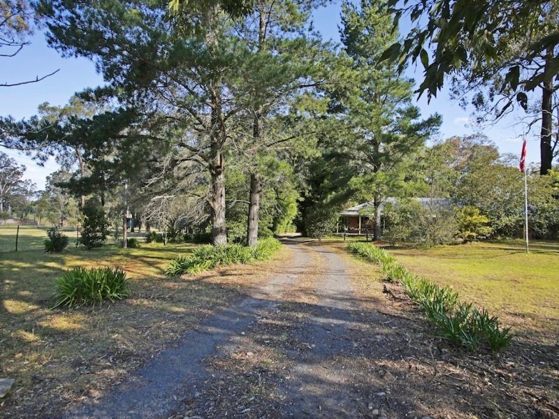 5 Lakesland Road, Thirlmere NSW 2572