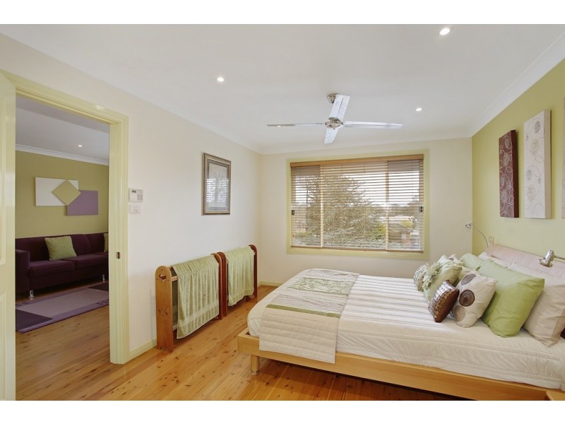 2 Courtland Avenue, Tahmoor NSW 2573