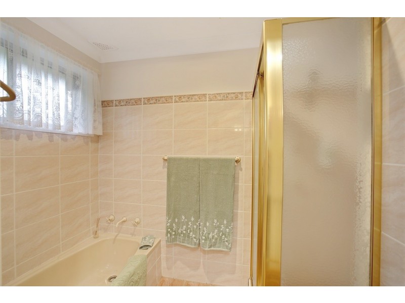 2 Courtland Avenue, Tahmoor NSW 2573