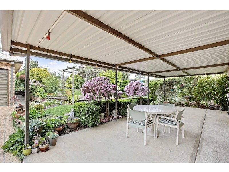 2 Courtland Avenue, Tahmoor NSW 2573