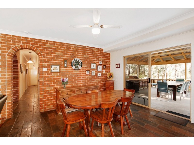 5 Lakesland Road, Thirlmere NSW 2572