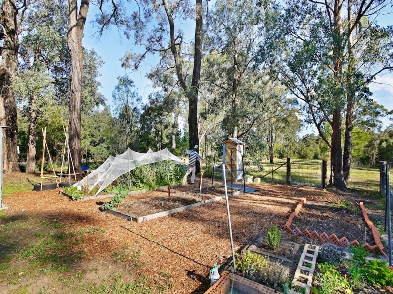 5 Lakesland Road, Thirlmere NSW 2572