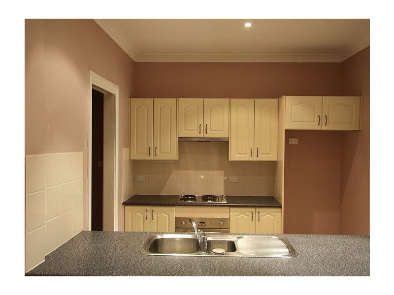 4/143 Argyle Street, Picton NSW 2571