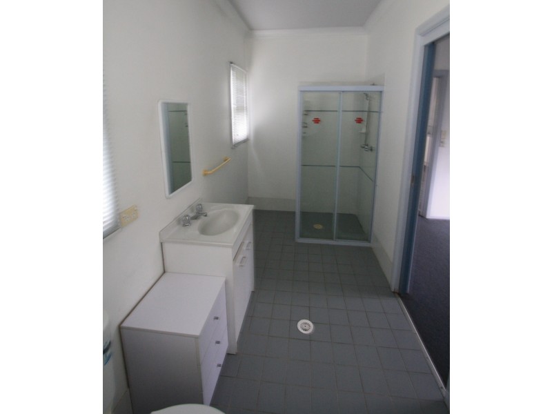 Flat 156 Menangle Street, Picton NSW 2571