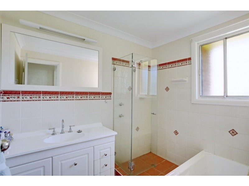 65 Remembrance Drive, Tahmoor NSW 2573