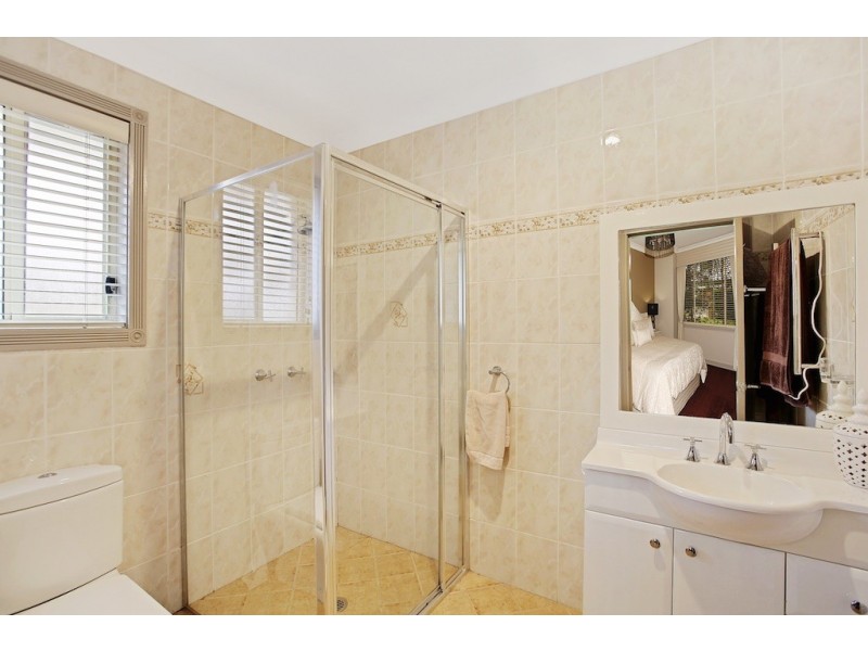 6 Station Street, Thirlmere NSW 2572