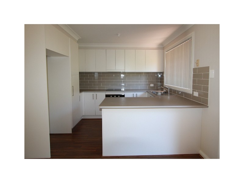 11/5-7 Winparra Close, Tahmoor NSW 2573
