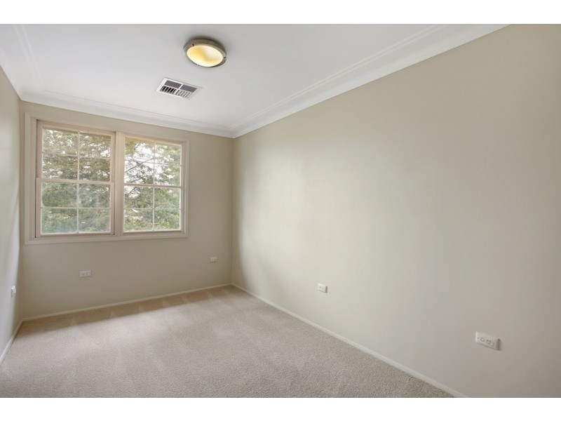 10 Turner Street, Thirlmere NSW 2572