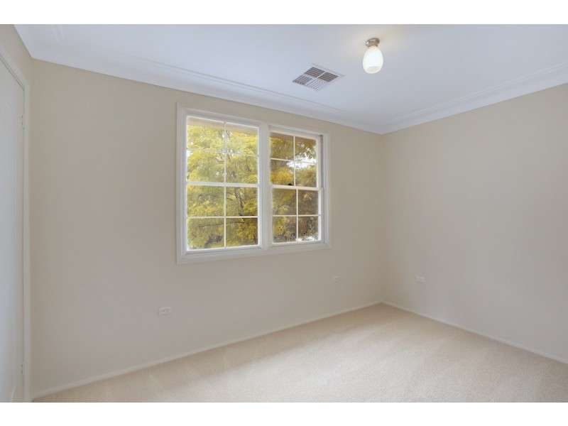 10 Turner Street, Thirlmere NSW 2572