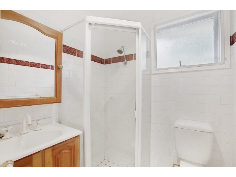 10 Turner Street, Thirlmere NSW 2572