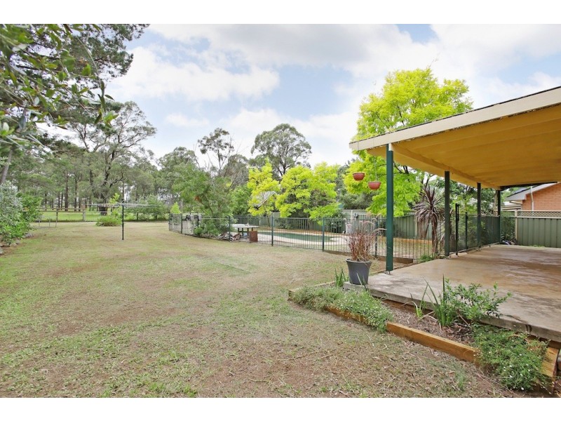 10 Turner Street, Thirlmere NSW 2572