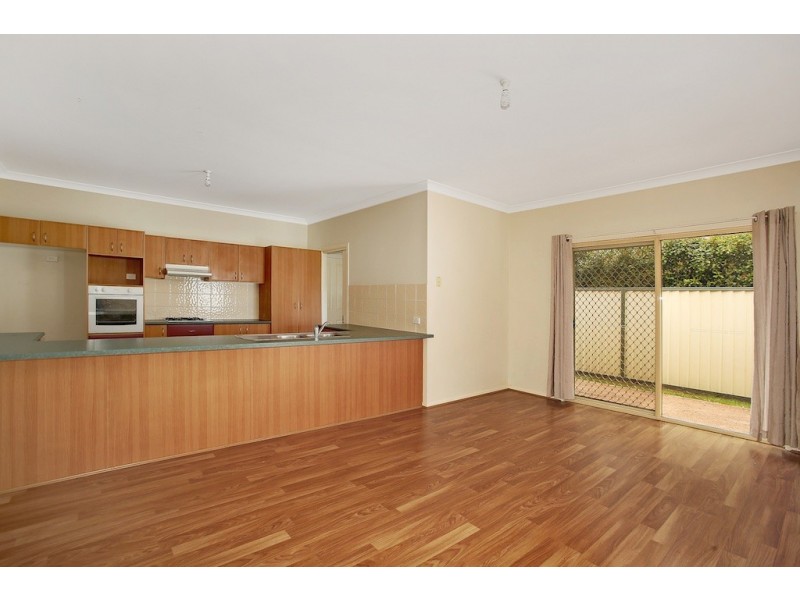 4 Station Street, Thirlmere NSW 2572