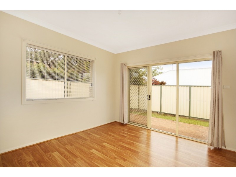 4 Station Street, Thirlmere NSW 2572