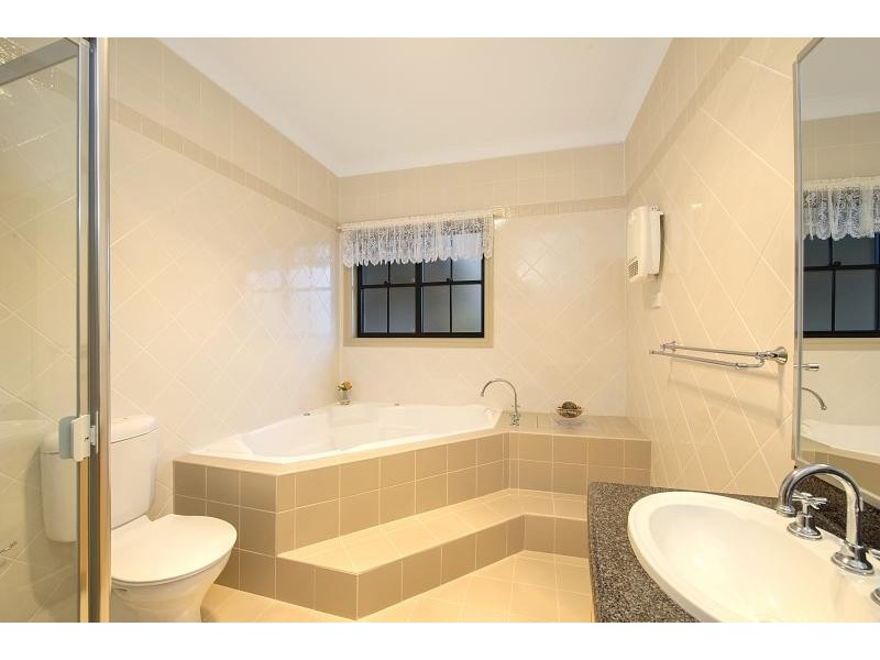 32 The Grange, Picton NSW 2571