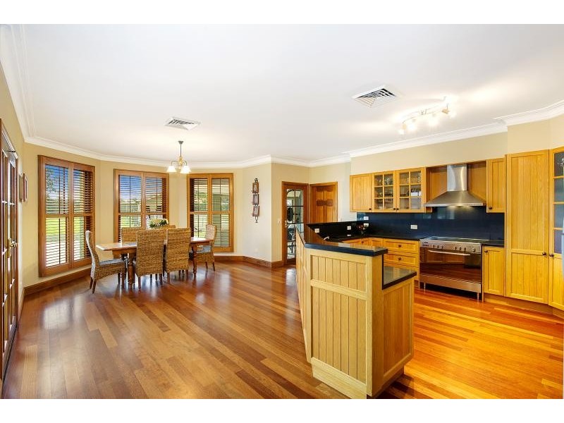 10 Hinkler Avenue, Bargo NSW 2574