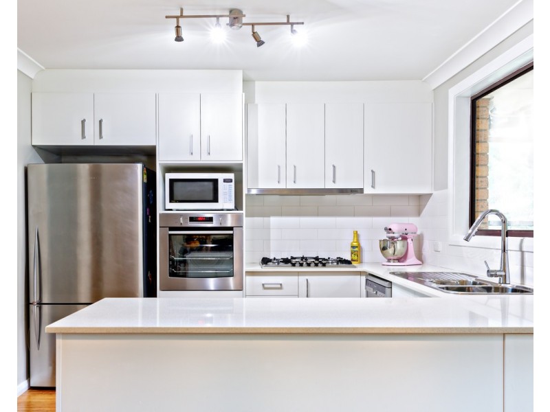 126 Menangle Street, Picton NSW 2571