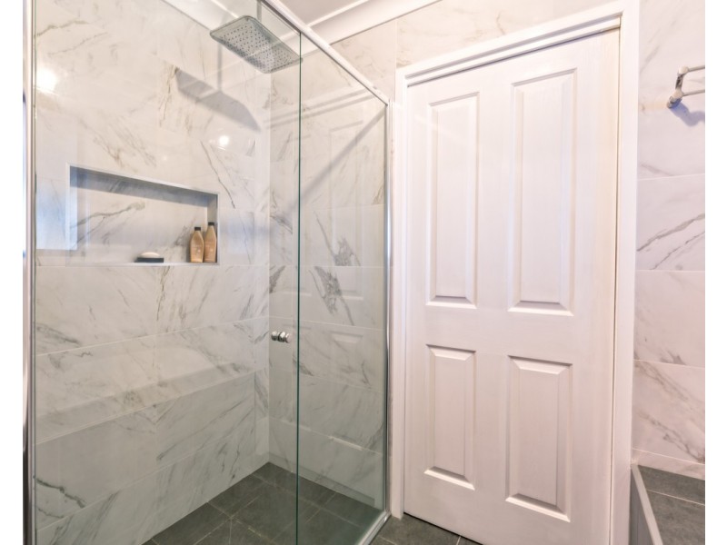 126 Menangle Street, Picton NSW 2571