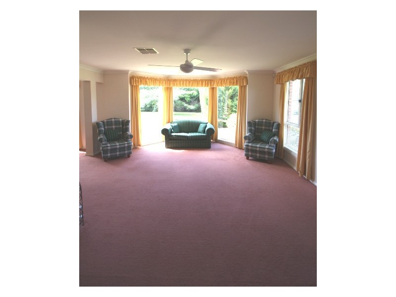 26 Kyeema Street, Picton NSW 2571