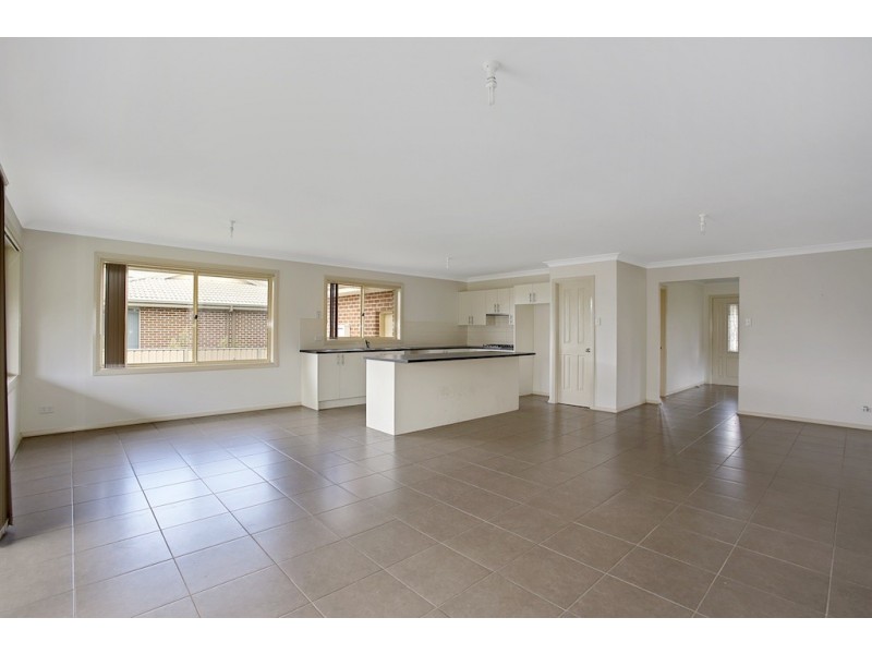 38 Castlereagh Street, Tahmoor NSW 2573