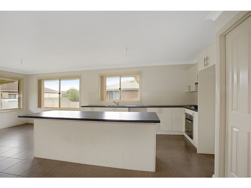 38 Castlereagh Street, Tahmoor NSW 2573