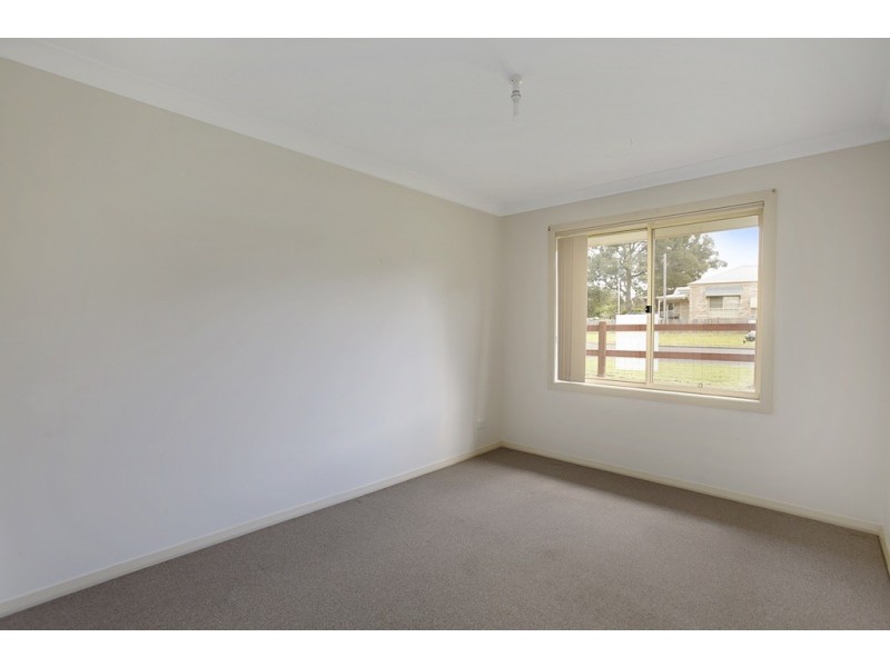 38 Castlereagh Street, Tahmoor NSW 2573