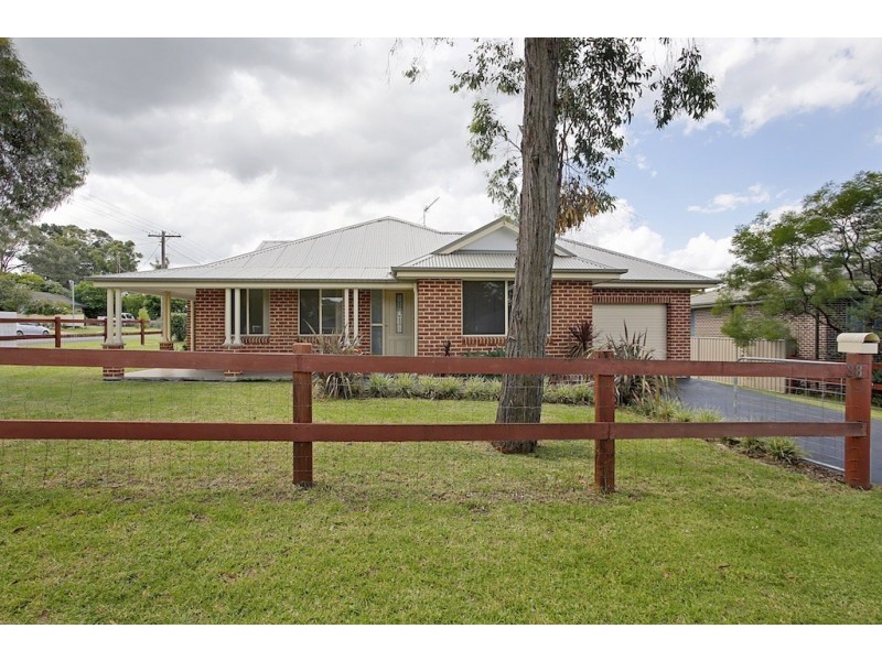38 Castlereagh Street, Tahmoor NSW 2573