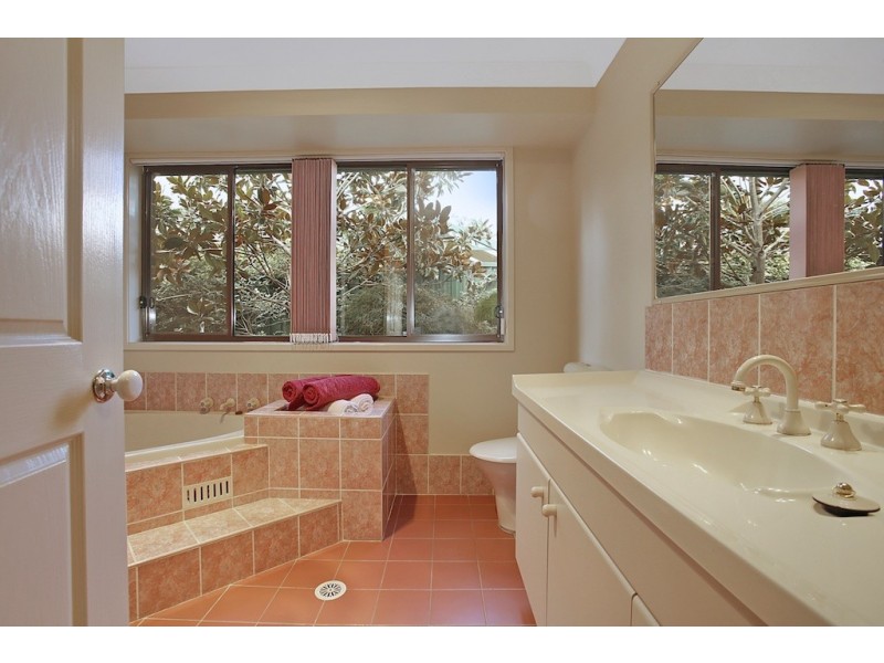 86 West Parade, Buxton NSW 2571