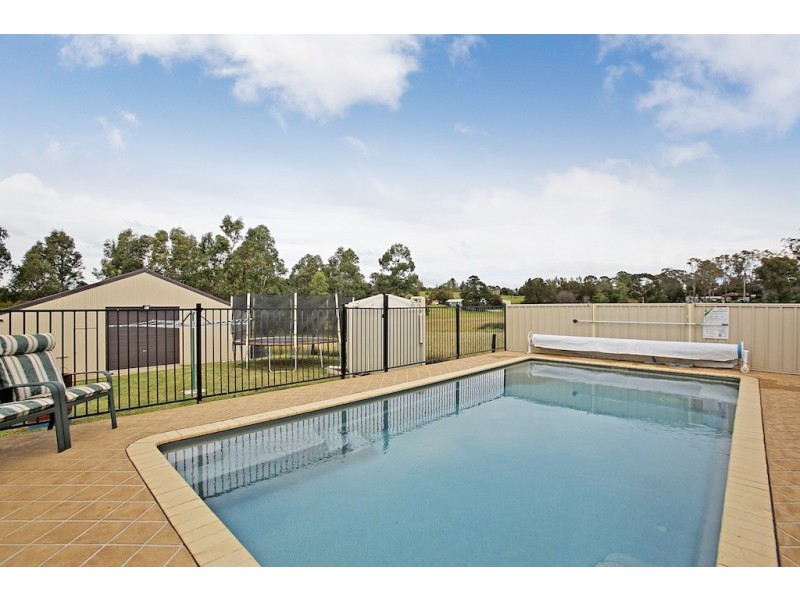 42 Moorland Rd, Tahmoor NSW 2573