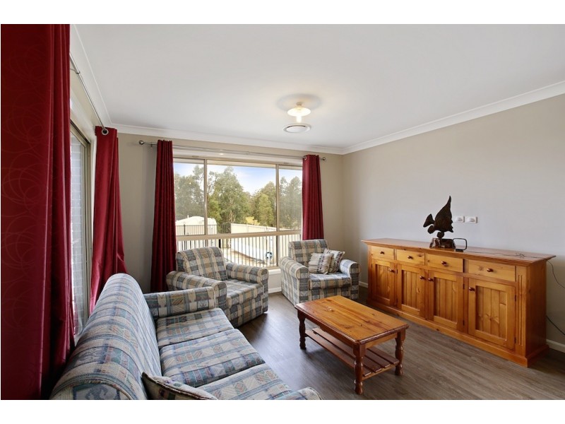 42 Moorland Rd, Tahmoor NSW 2573