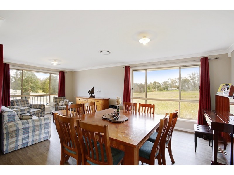 42 Moorland Rd, Tahmoor NSW 2573
