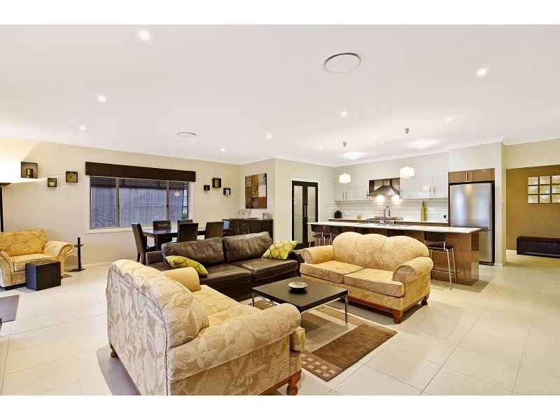 10 Oxenbridge Ave, Bingara Gorge, Wilton NSW 2571