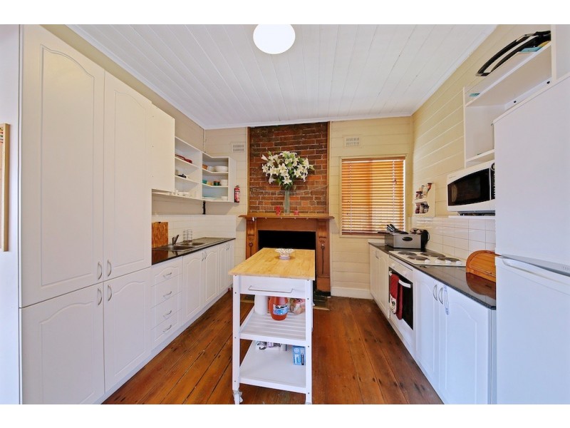 432 Argyle Street, Picton NSW 2571