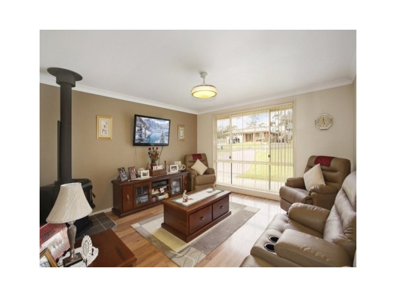 55 Ella Street, Hill Top NSW 2575