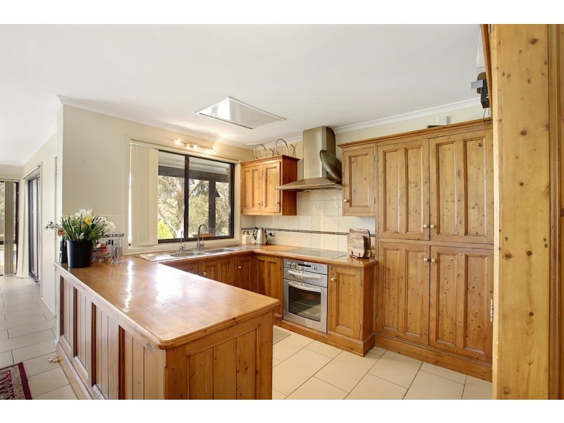 110 Mockingbird Road, Pheasants Nest NSW 2574