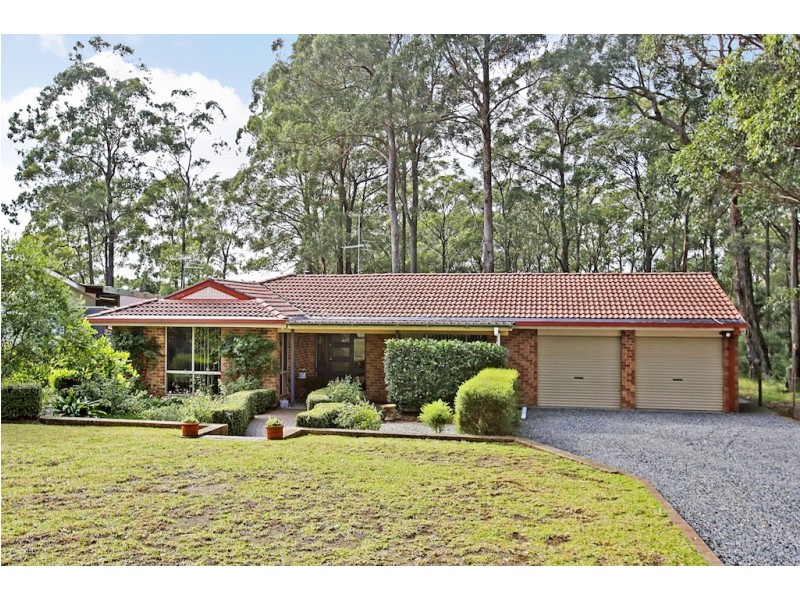 4 Wilson Drive, Hill Top NSW 2575
