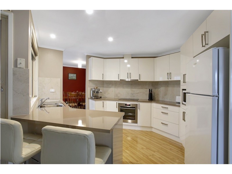 4 Wilson Drive, Hill Top NSW 2575