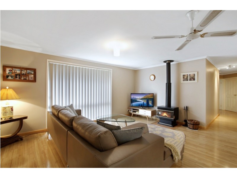 4 Wilson Drive, Hill Top NSW 2575