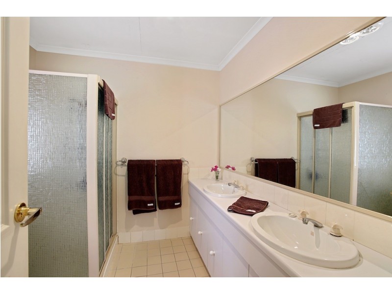 4 Wilson Drive, Hill Top NSW 2575