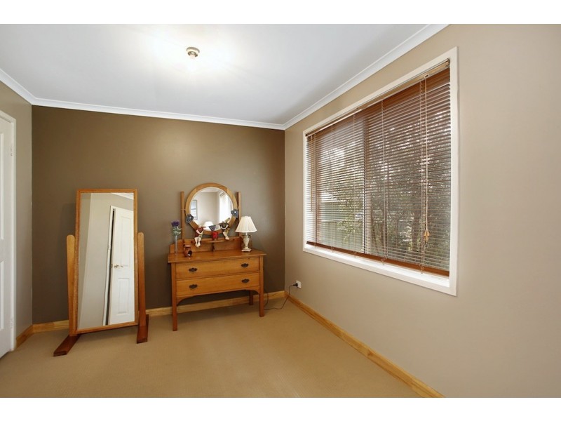 4 Wilson Drive, Hill Top NSW 2575