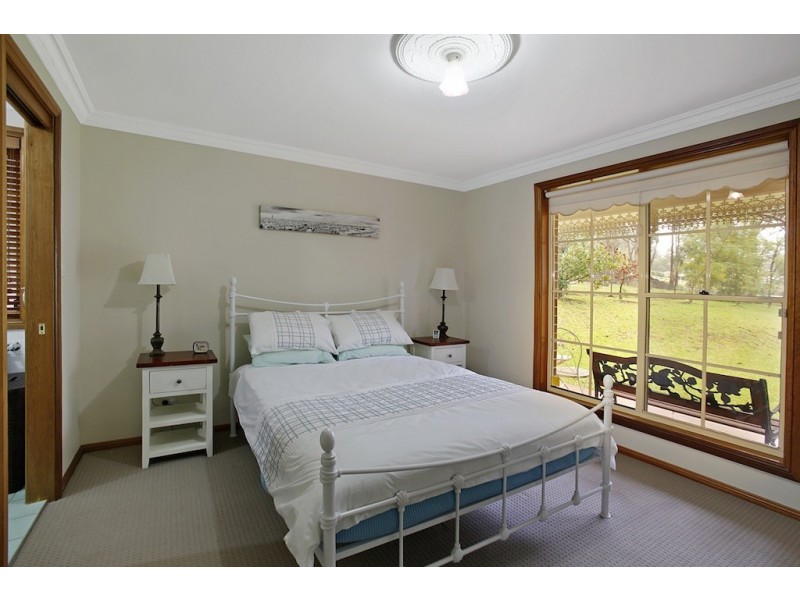 98 Kent Road, Picton NSW 2571