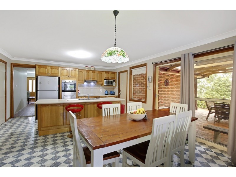 98 Kent Road, Picton NSW 2571