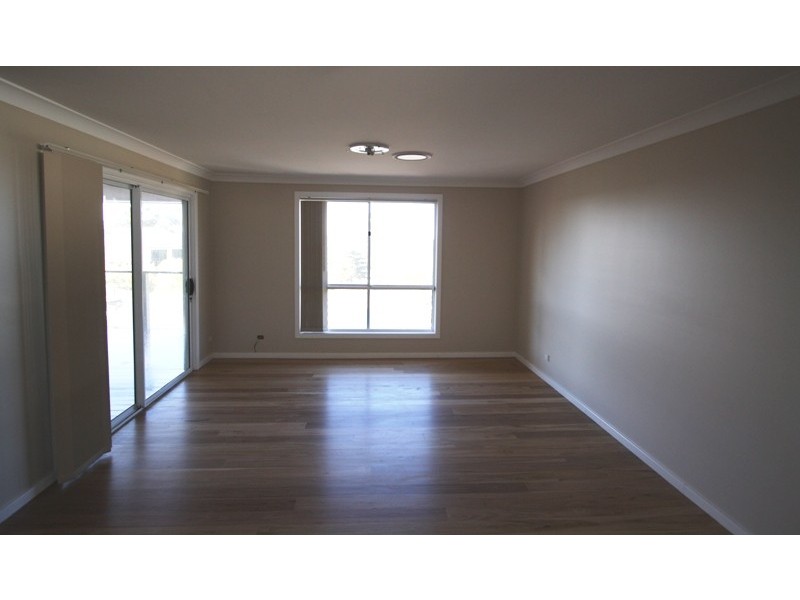 39 Myrtle Creek Ave, Tahmoor NSW 2573