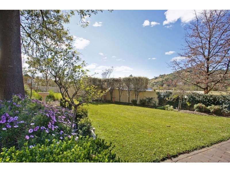 21A Coull Street, Picton NSW 2571