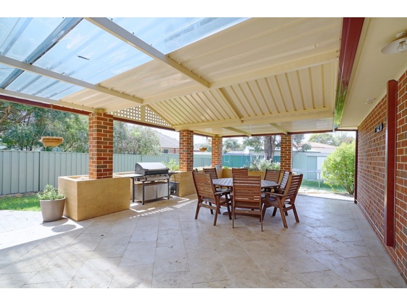 317 Thirlmere Way, Thirlmere NSW 2572